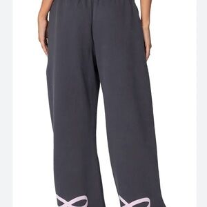 Edikted Pink Bonney Bow Gray Pants